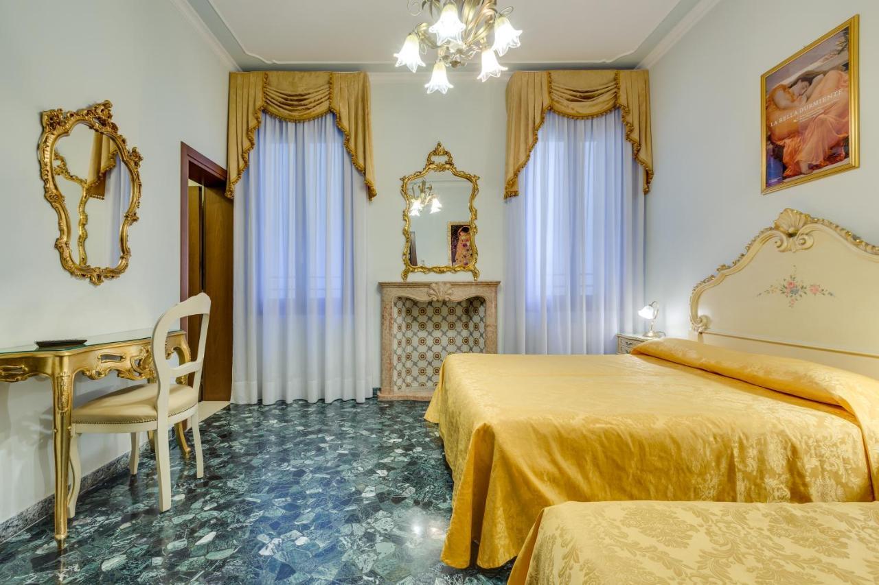 Hotel Bernardi Semenzato Венеция Екстериор снимка