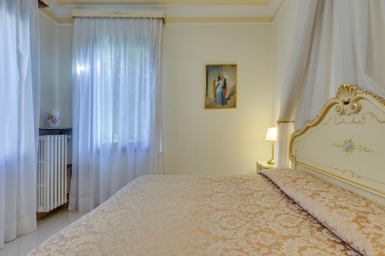 Hotel Bernardi Semenzato Венеция Екстериор снимка