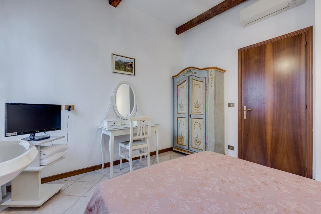 Hotel Bernardi Semenzato Венеция Екстериор снимка