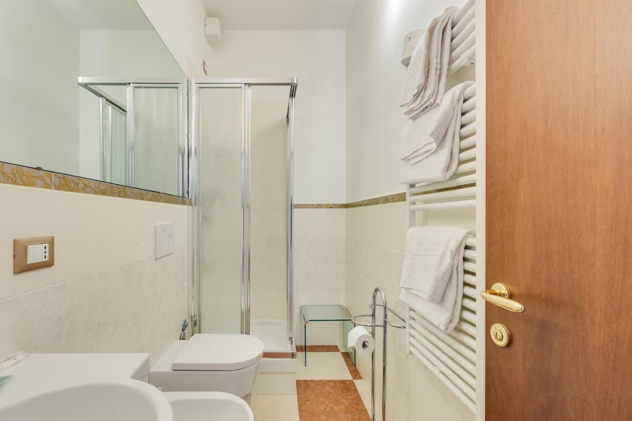 Hotel Bernardi Semenzato Венеция Екстериор снимка